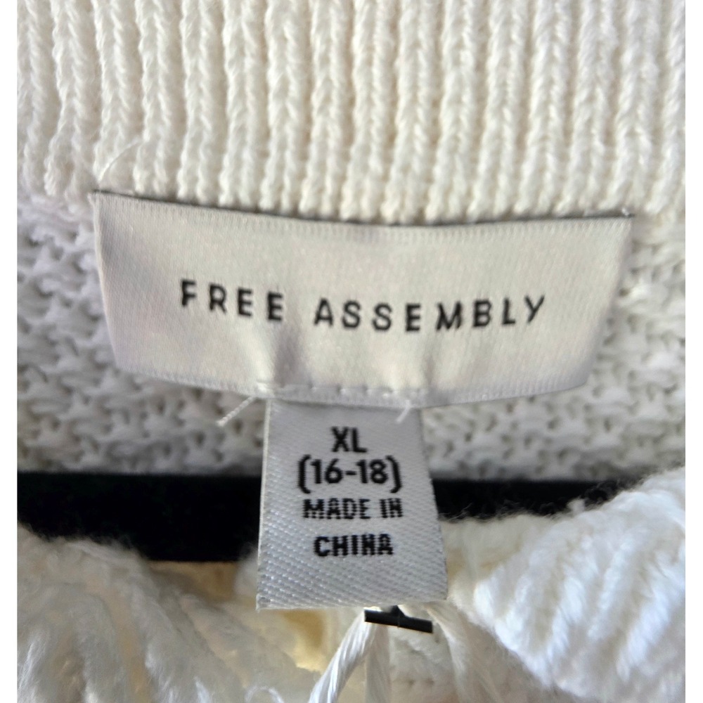 Free Assembly XL 16-18 White Cotton Pointelle Knit Cardigan Puff Sleeve NWT - Picture 2 of 6